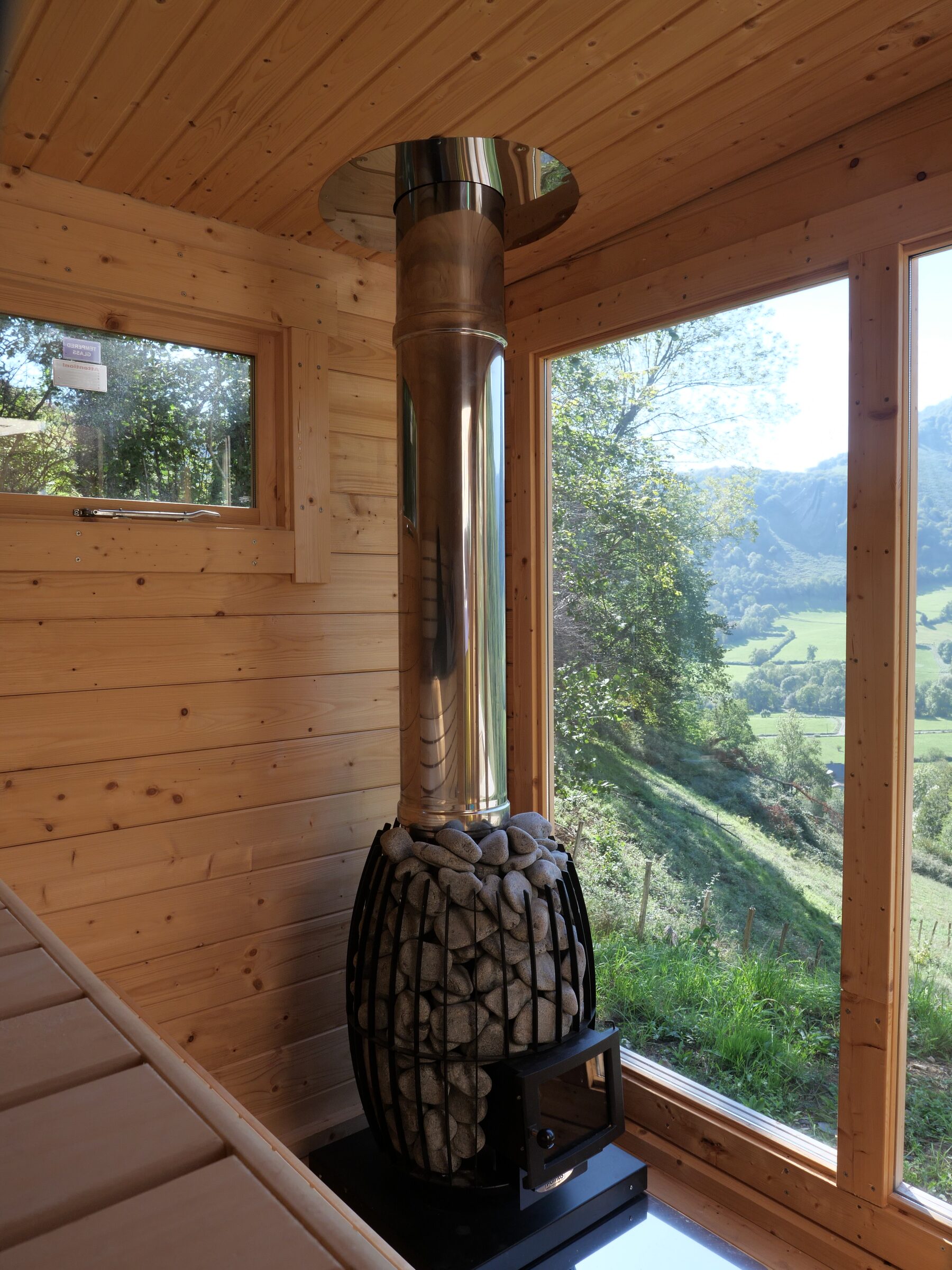 Sauna ouvert sur le paysage